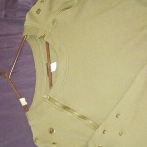 Venus Sz XL Olive Green Top w/ Zipper & Metal Details